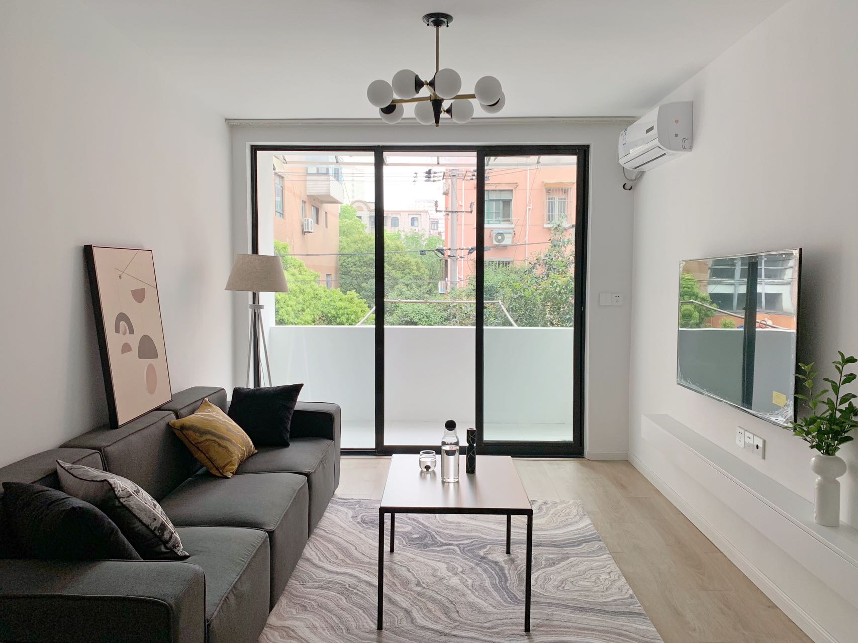 1br，*9k，jiangsu rd（line2/11）