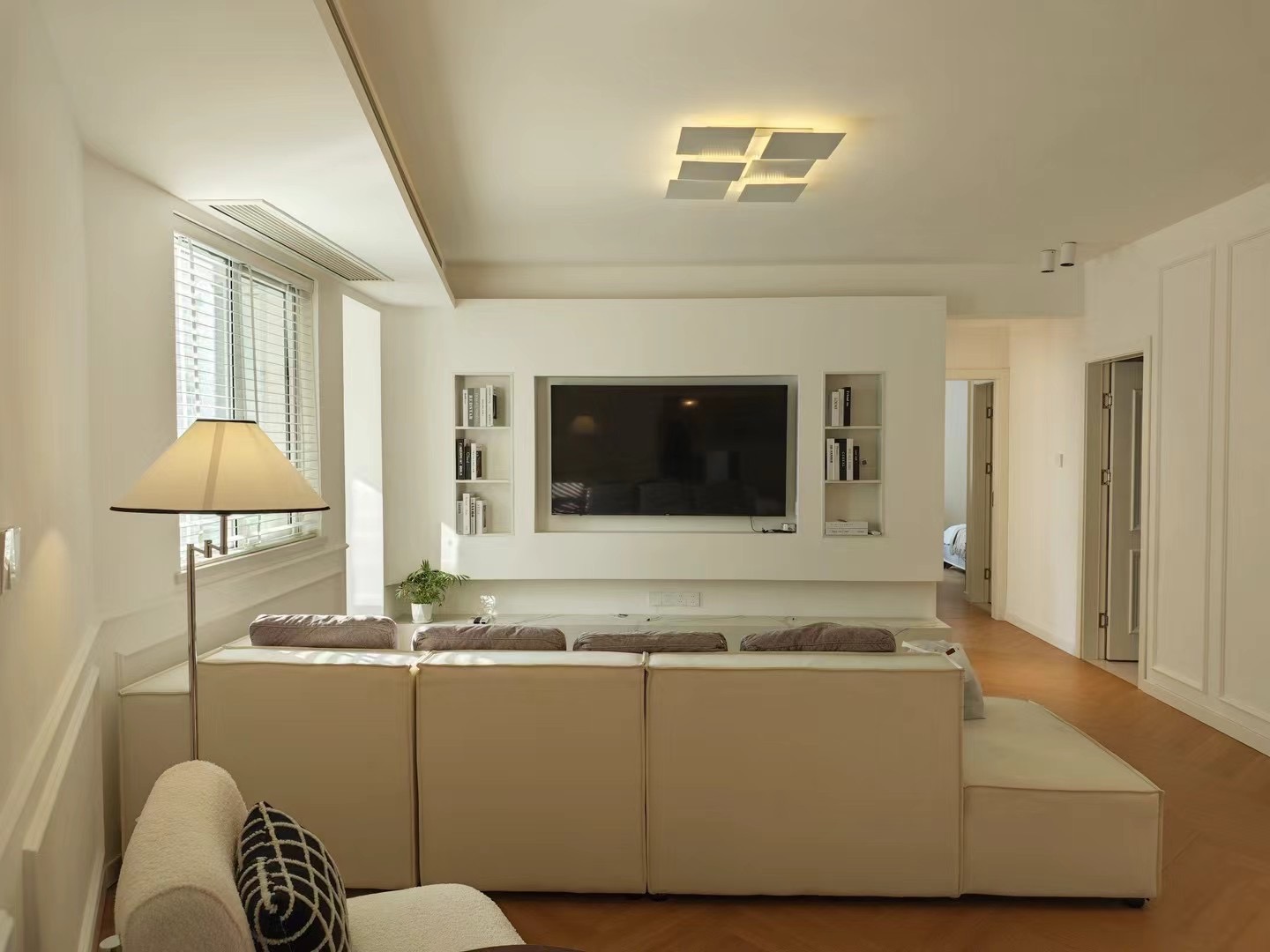 3br 2ba，19.8k，yili rd（line10）