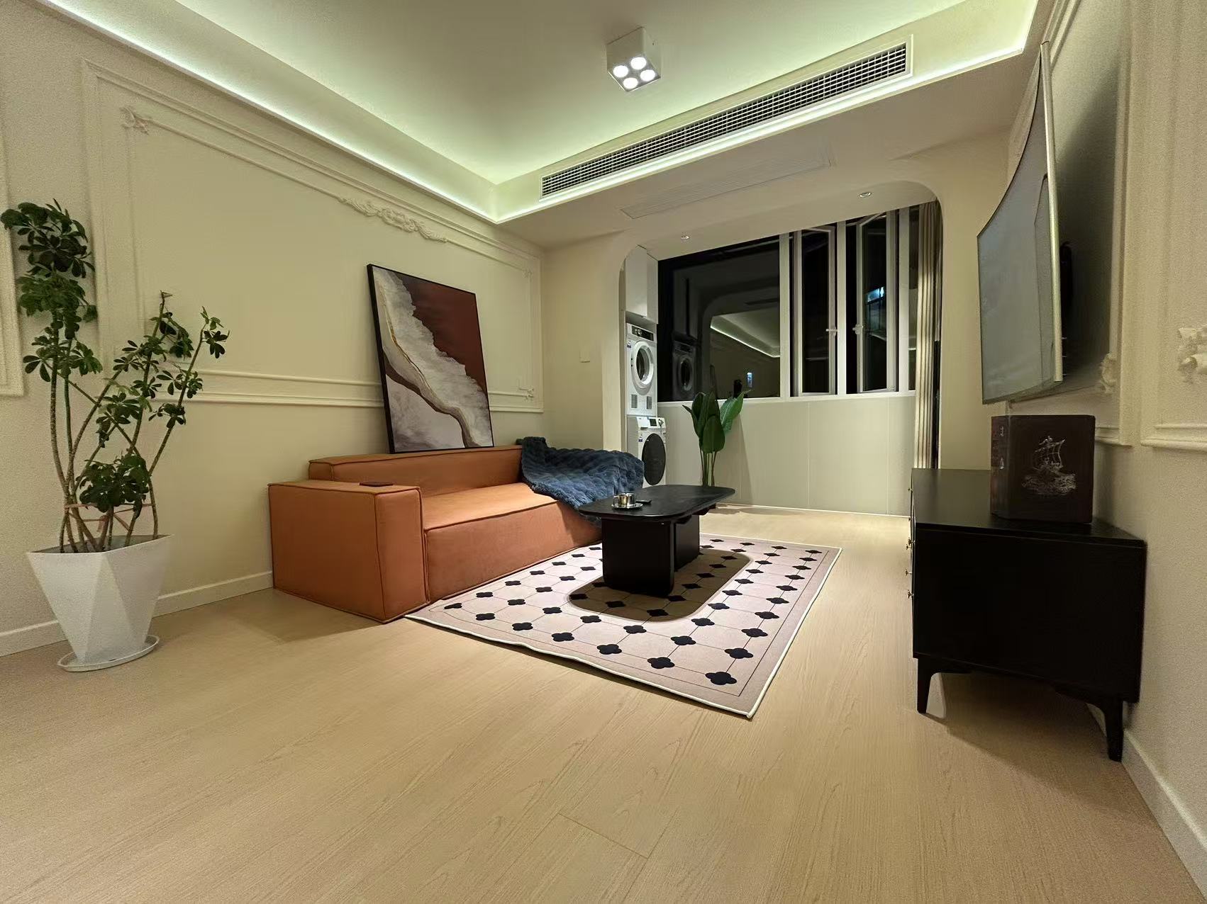 1br，*8.5k，hongqiao rd（line3/4/10）