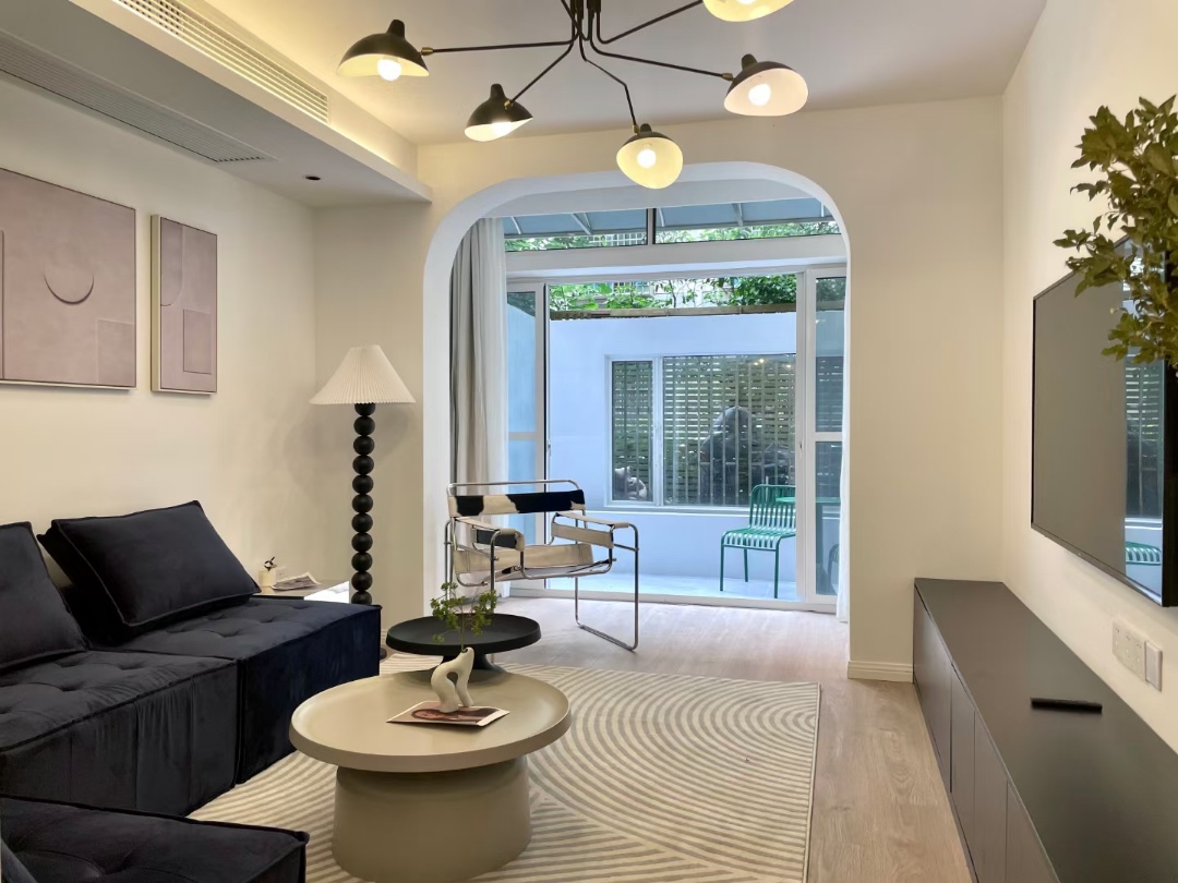 1br，*9.8k，xujiahui（line1/9/11）