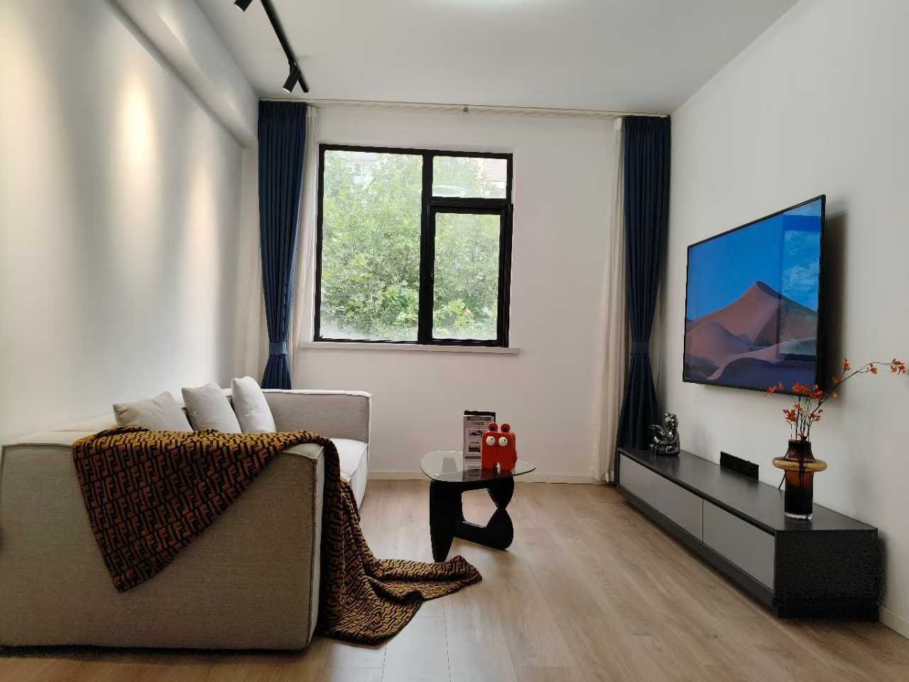 2br，12k，hongqiao rd（line3/4/10）