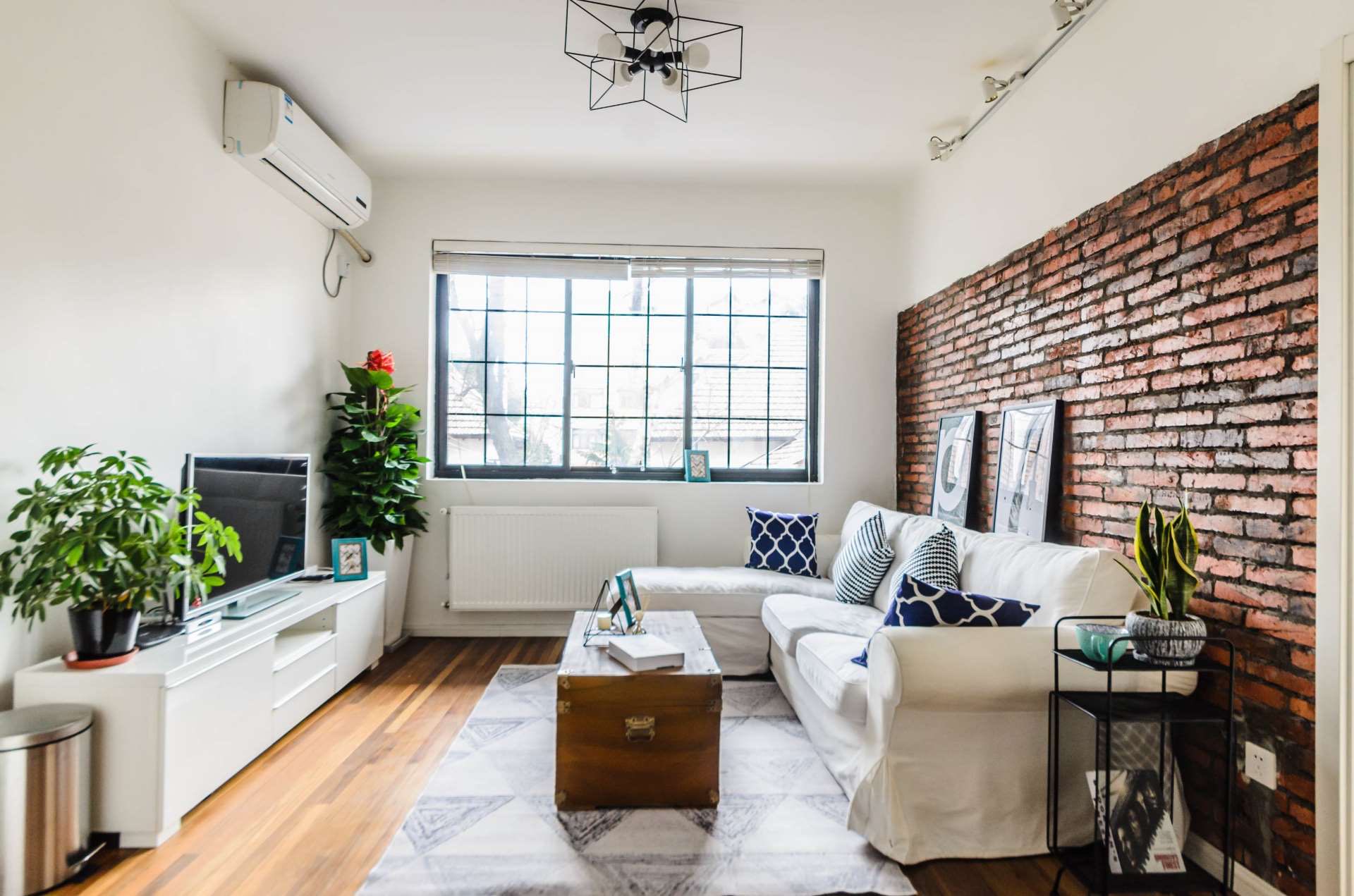 2br，14.8k，changshu rd（line1/7）