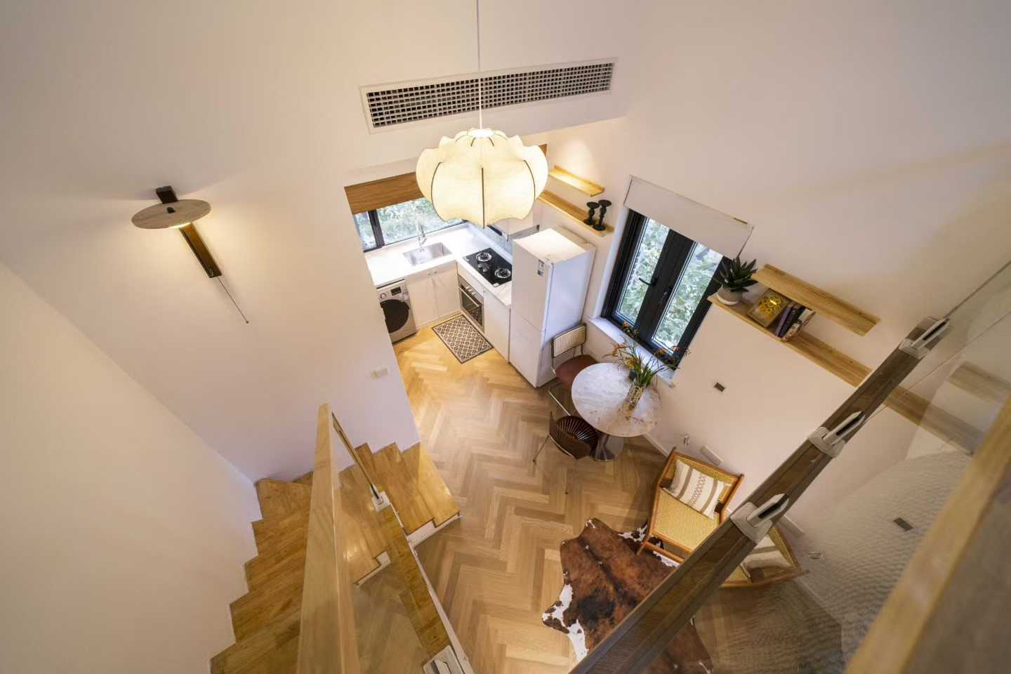 1br，8.8k，jiashan rd（line9/12）