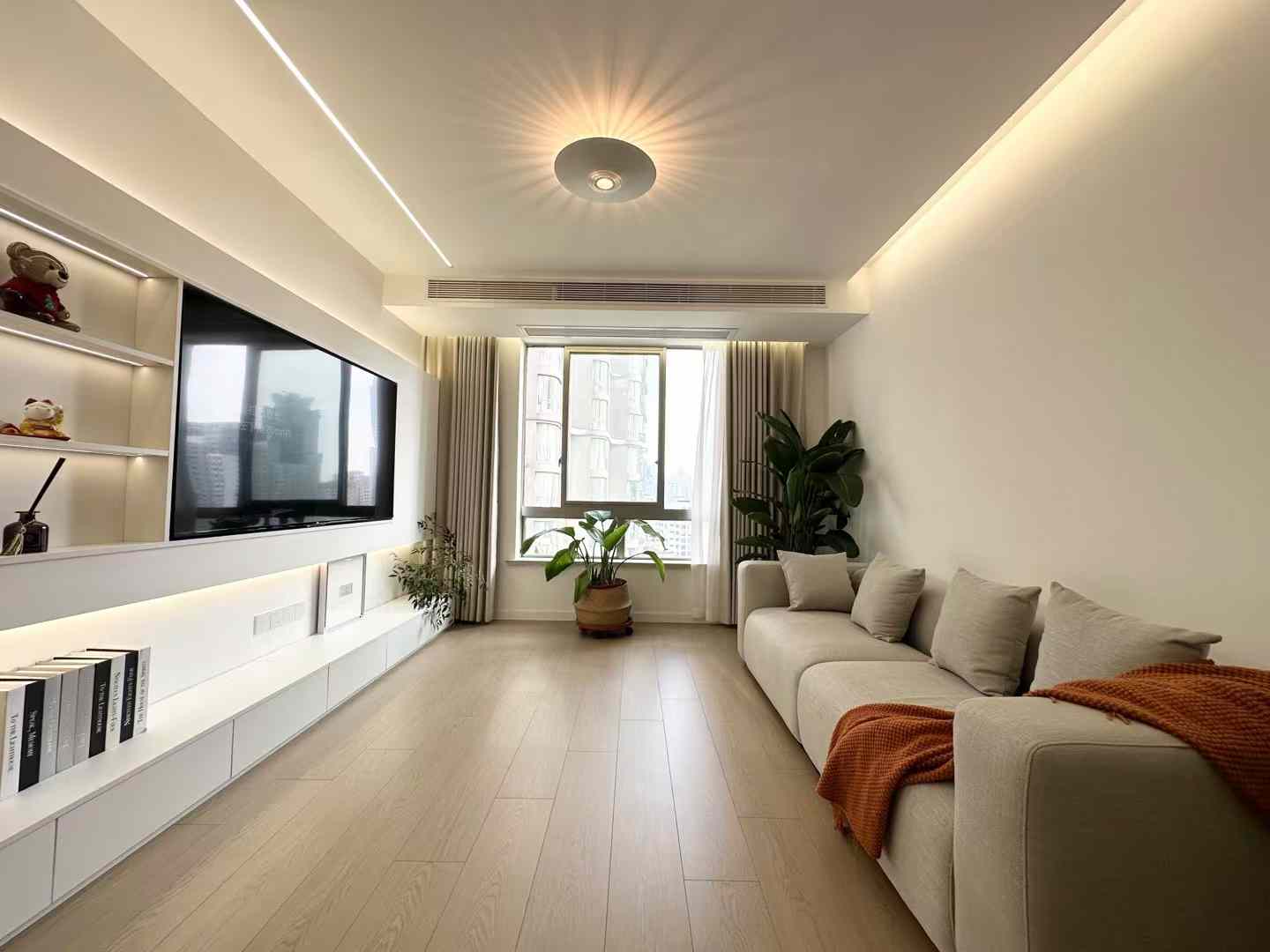 1br，17.5k，jing’an temple（line2/7）