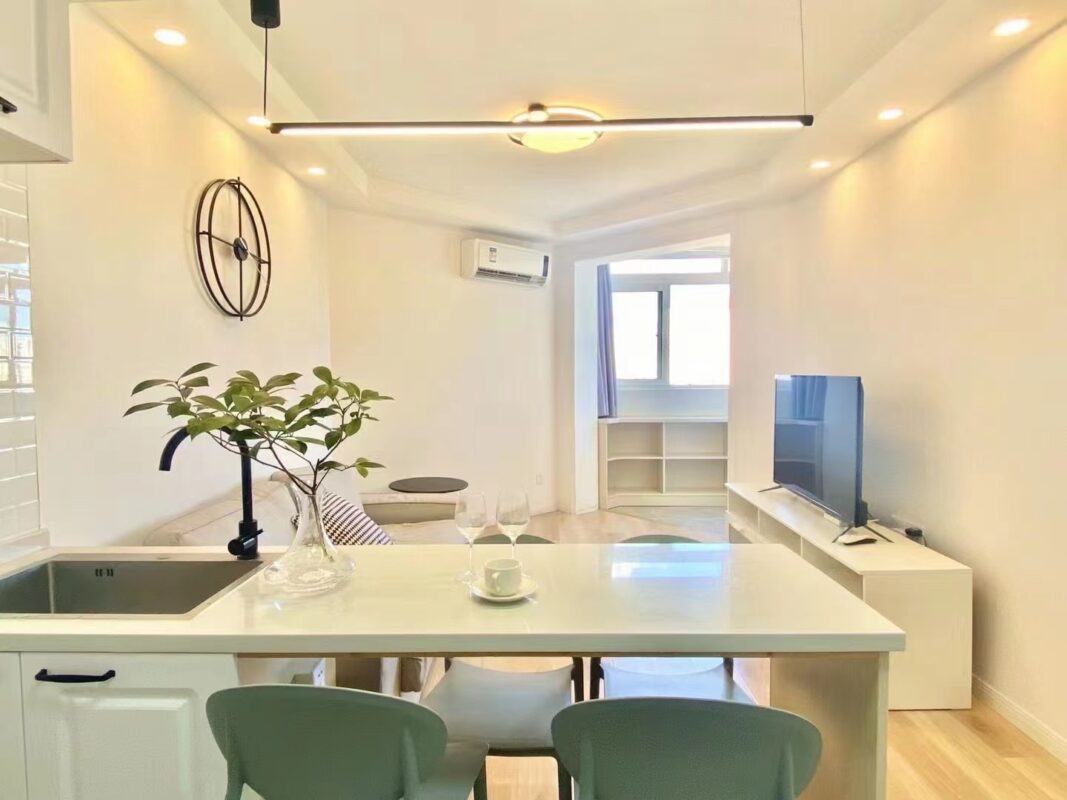 1br，8.5k，xujiahui（line1/9/11）