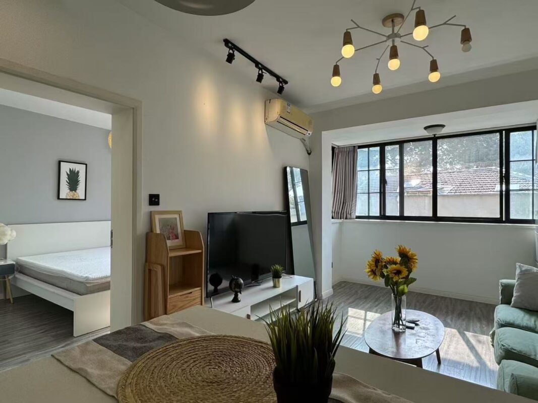 1br，8.8k，shanghai library（line10）