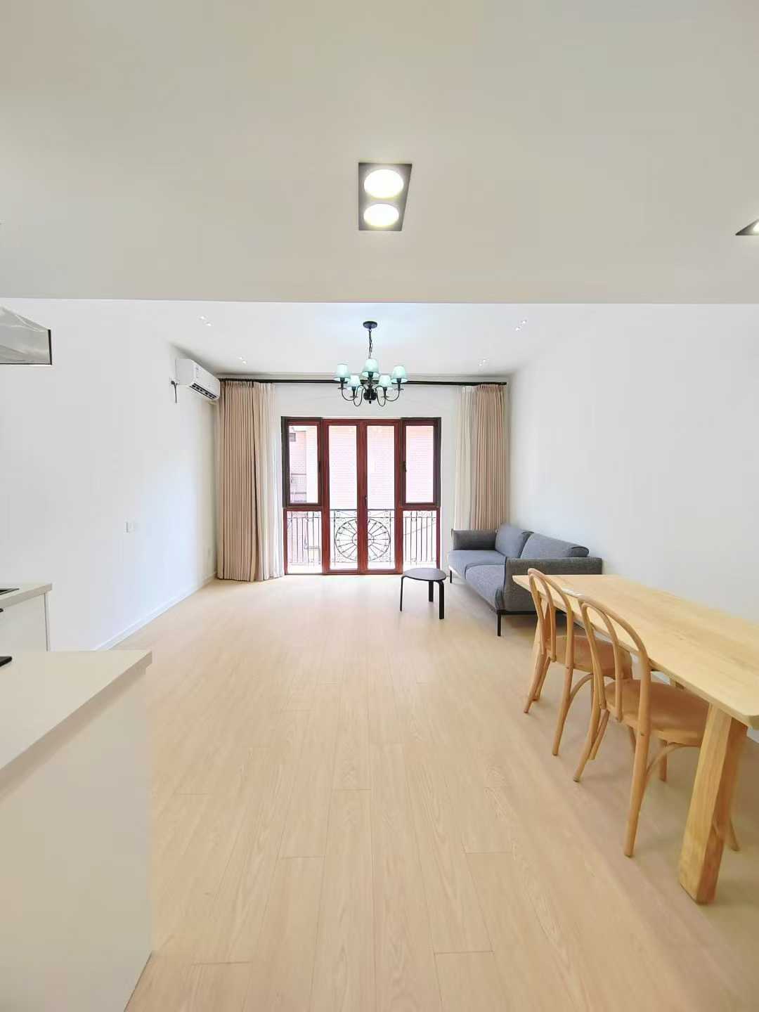 2br，10.5k，south Shaanxi rd（line1/10/12）
