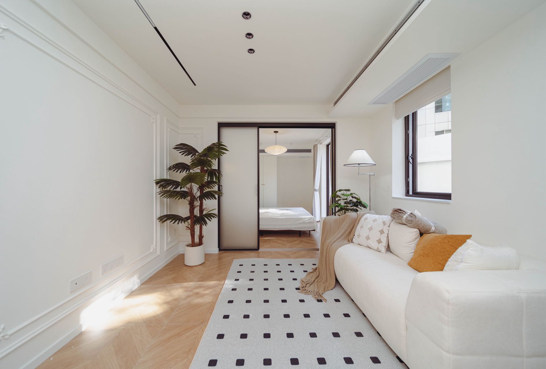 1br，12k，jing’an temple（line2/7）