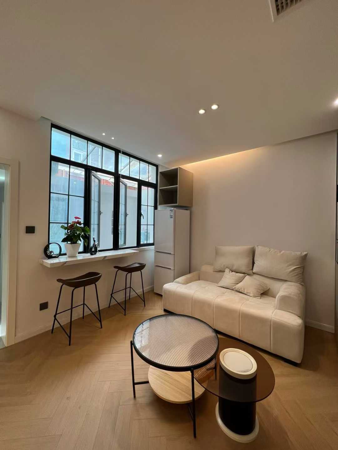 1br，7.8k，jing’an temple（line2/7）