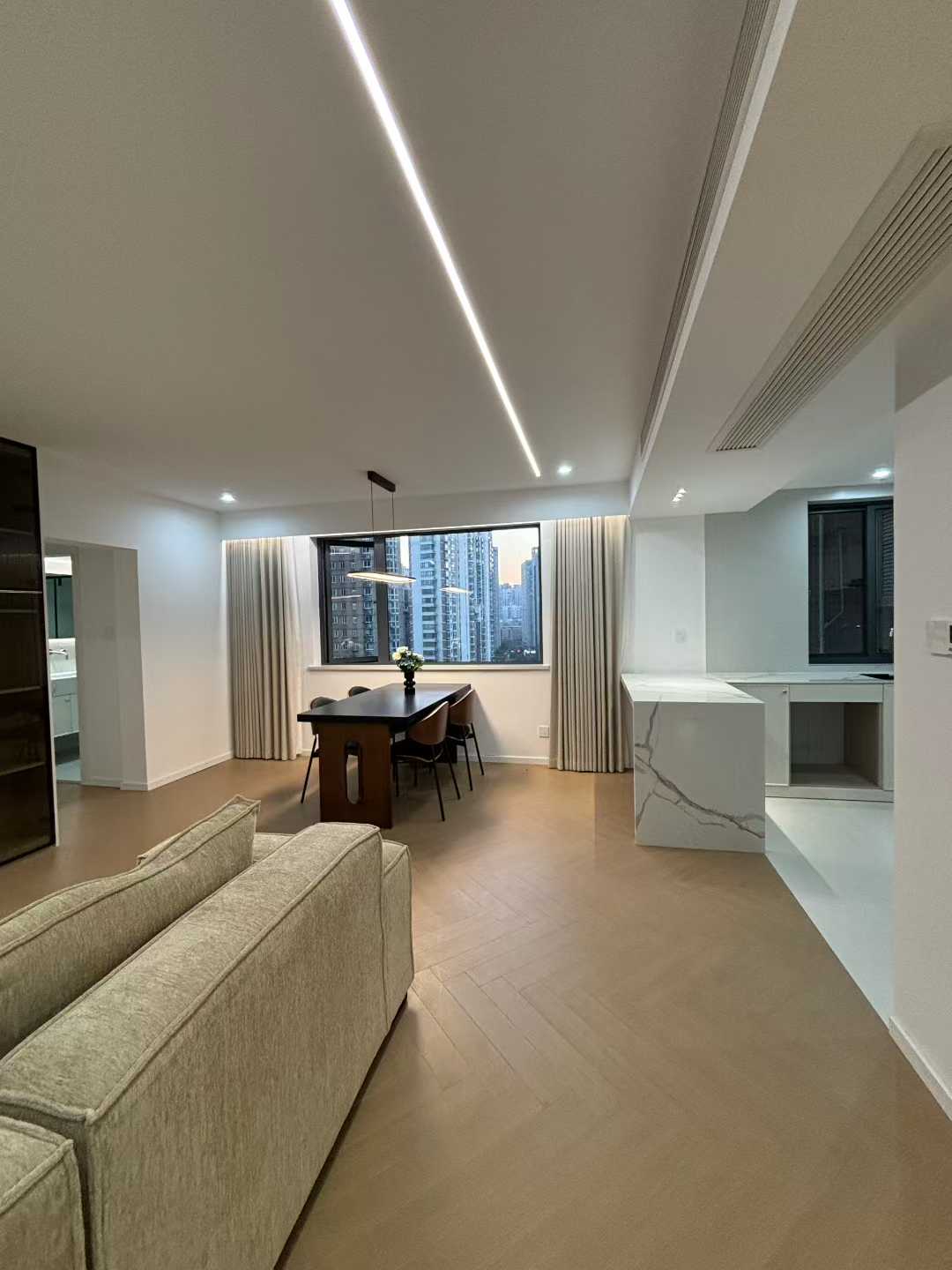 2br，18k，changshou rd（line7/13）