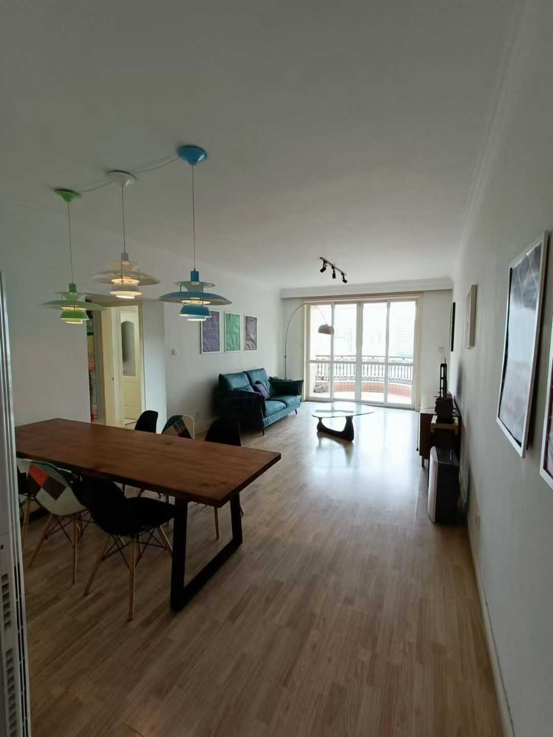 2br 2ba，12.8k，west nanjing rd（line2/12/13）