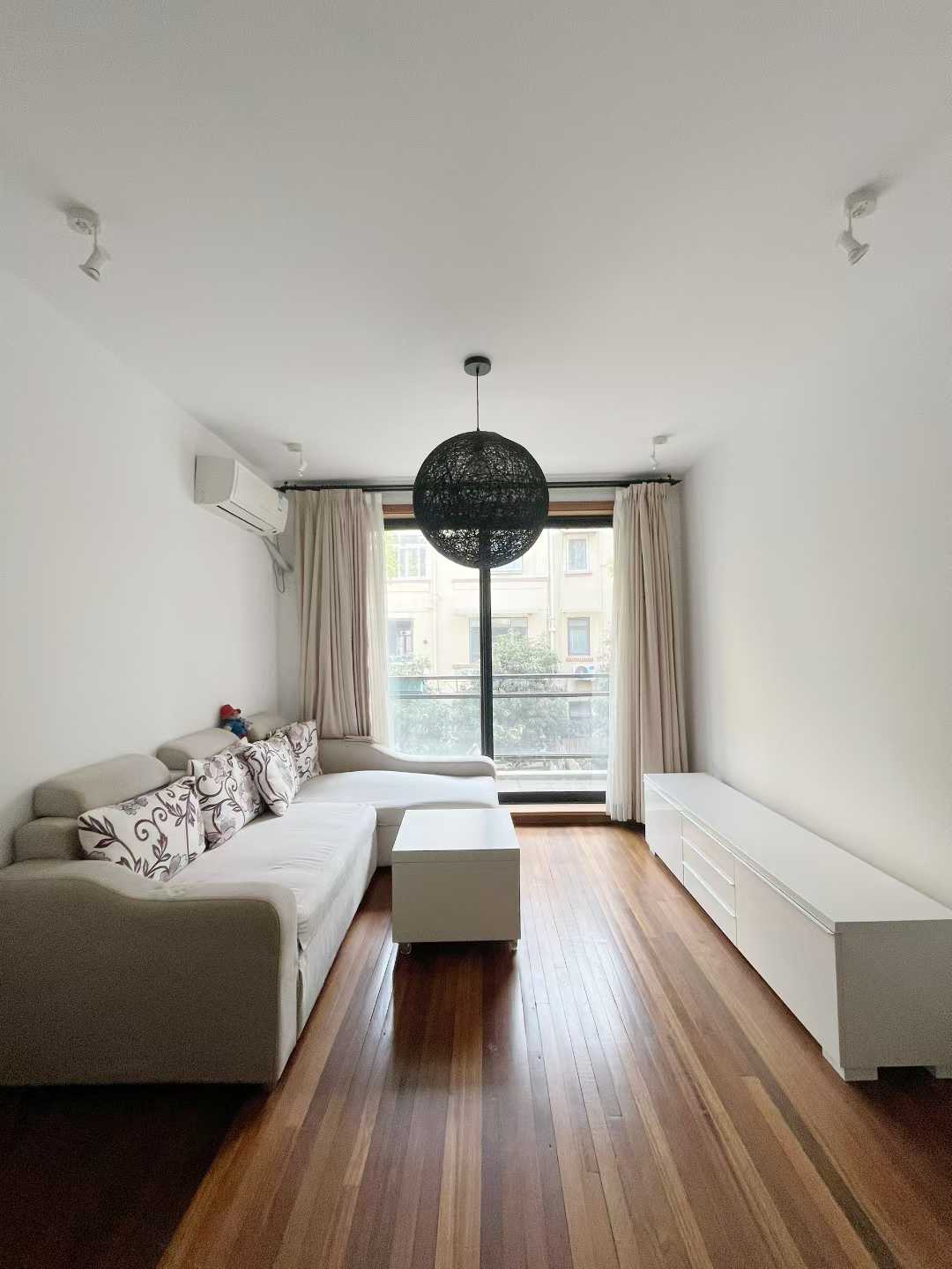 1br，11.5k，shanghai library（line10）