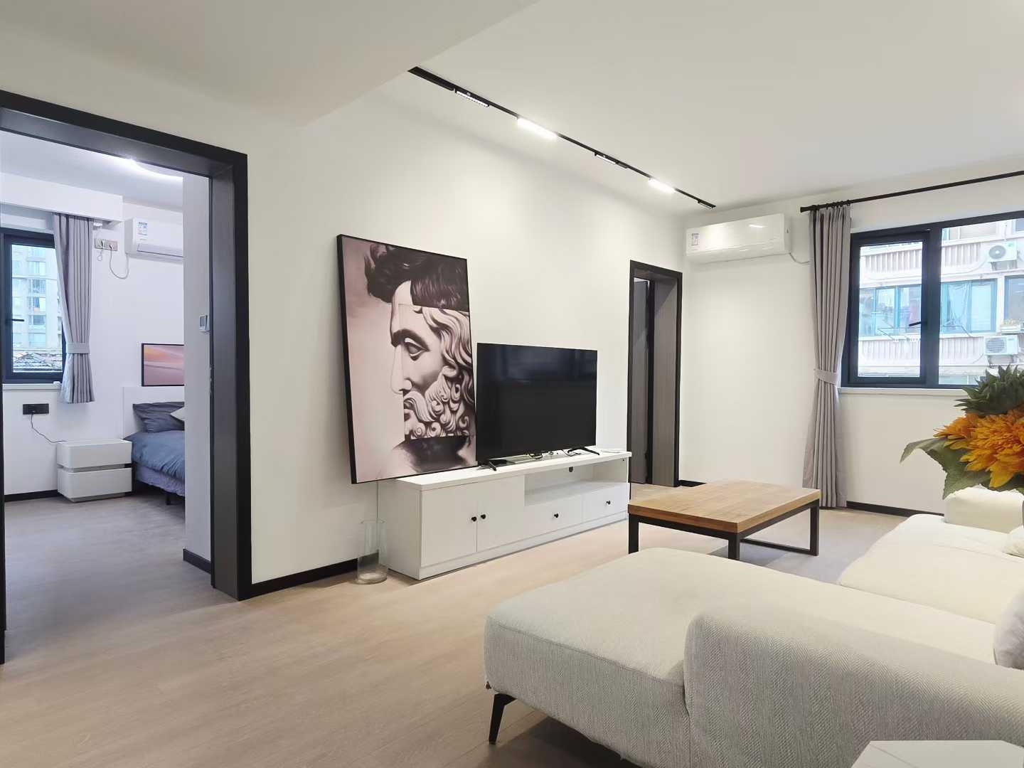 2br，15k，jing’an temple（line2/7）