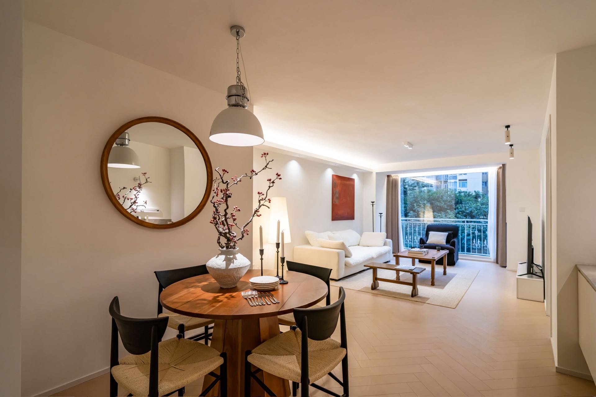 2br，21k，people’s square（line1/2/8）