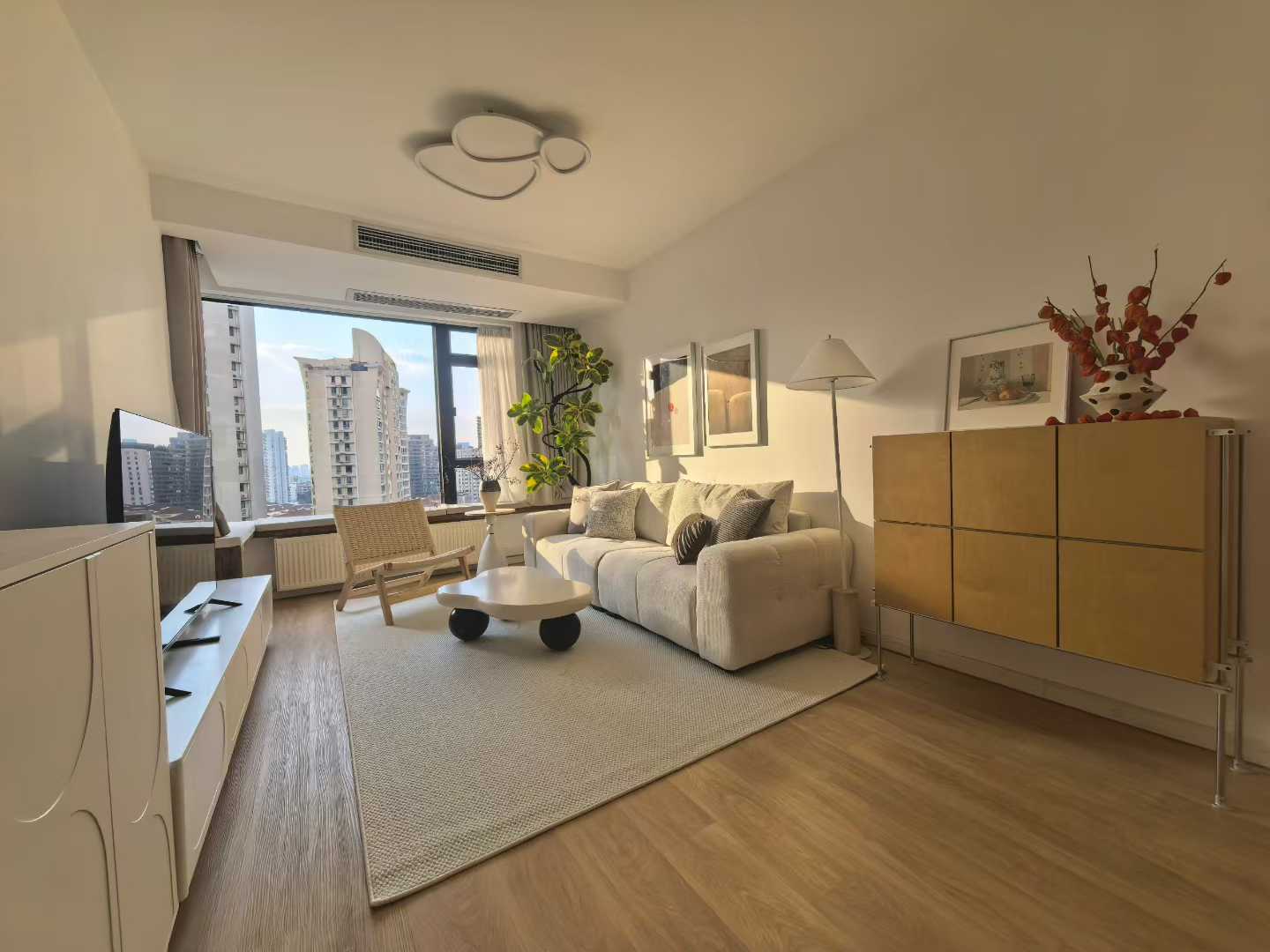 2br，18.5k，xujiahui（line1/9/11）