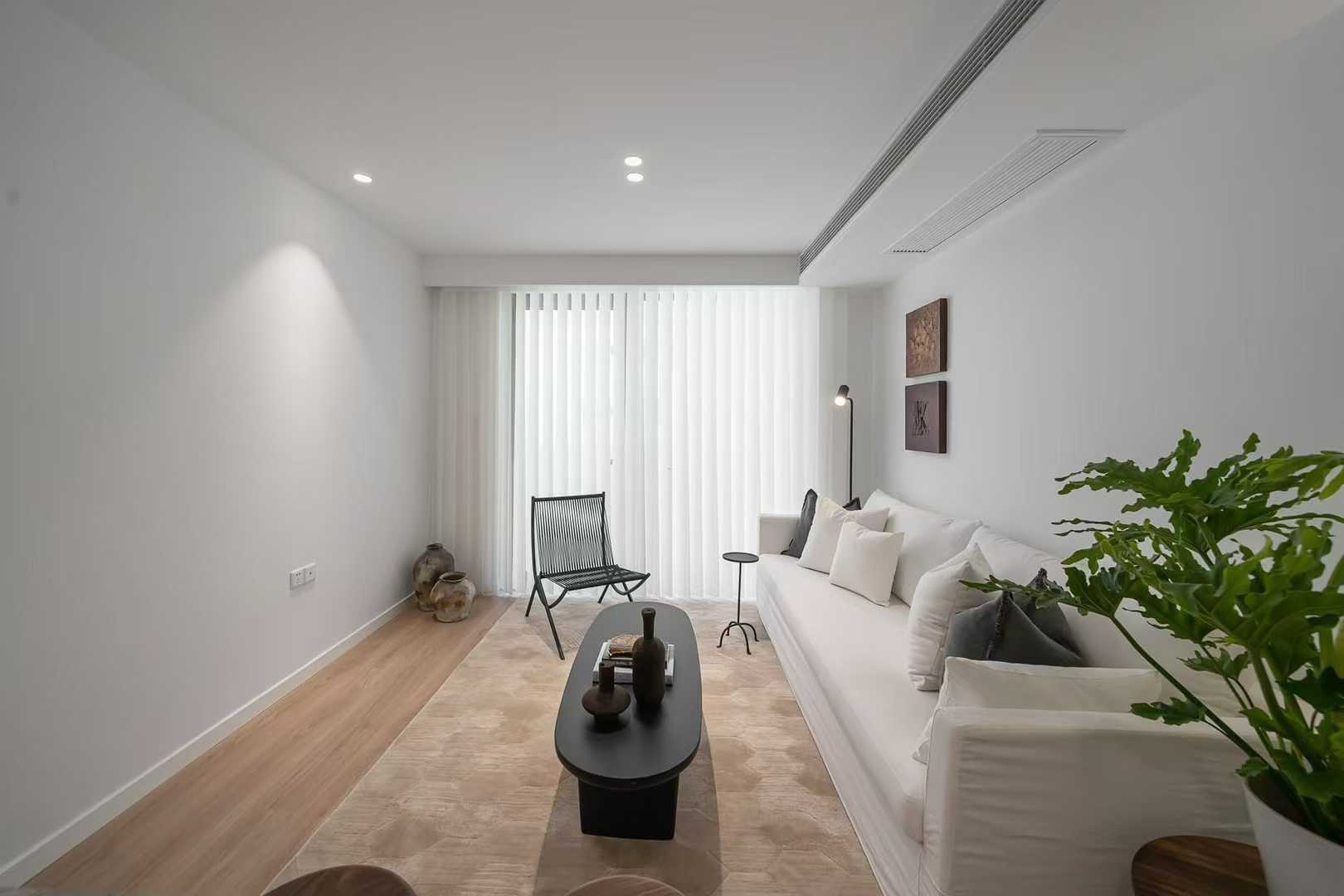 2br，17.8k，west nanjing rd（line2/12/13）