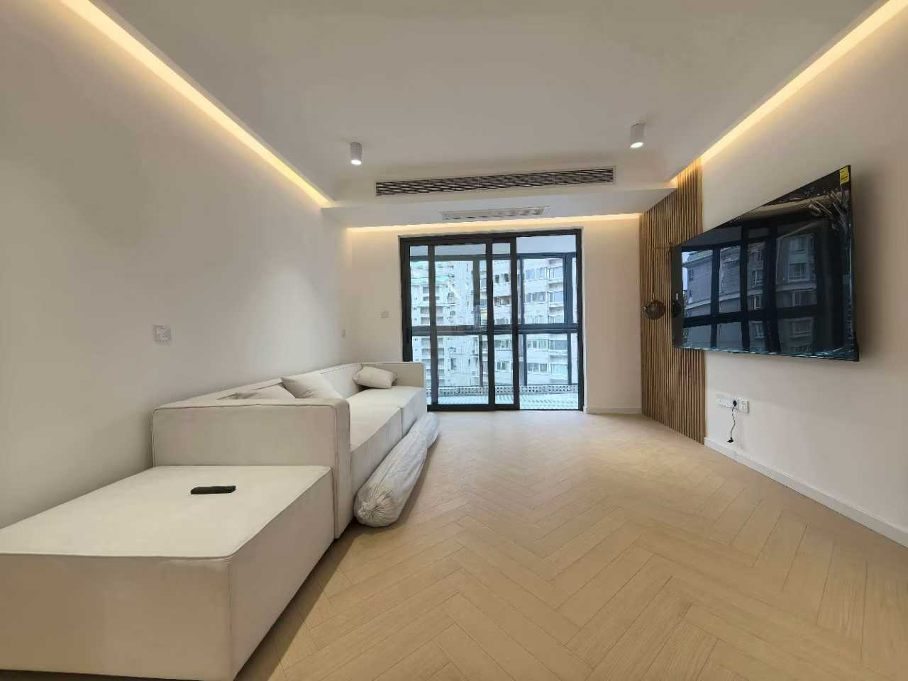 3br 2ba，35k，west nanjing rd（line2/12/13）