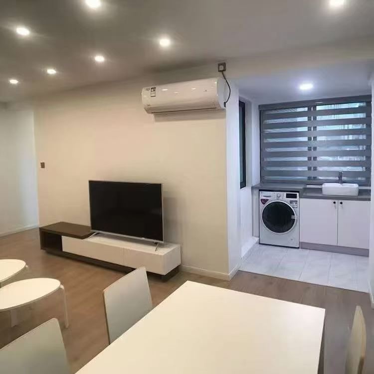 2br，*11.8k，west nanjing rd（line2/12/13）