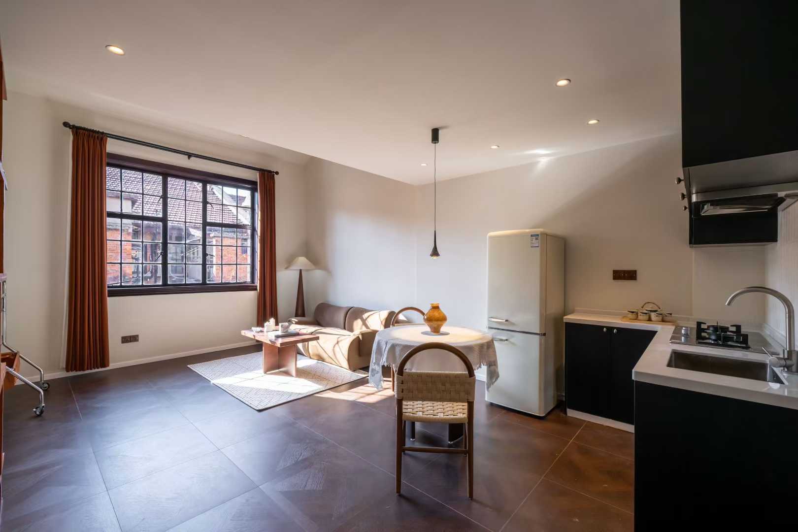 2br，14.5k，south Shaanxi rd（line1/10/12）