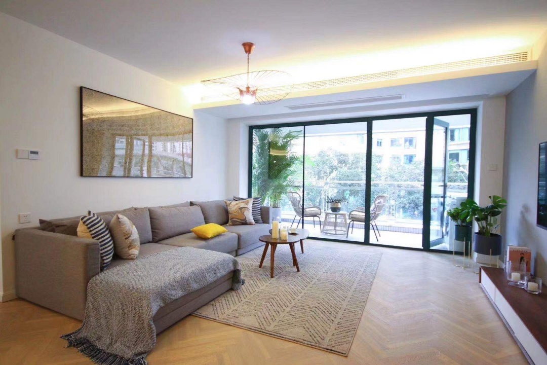4br 2ba，33k，xujiahui（line1/9/11）