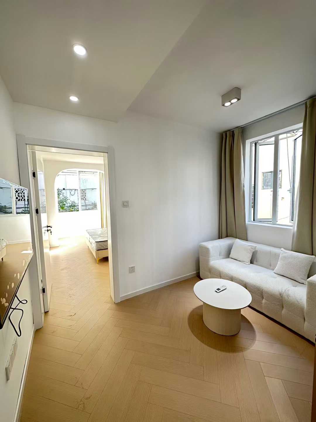 1br，8.5k，jiashan rd（line9/12）