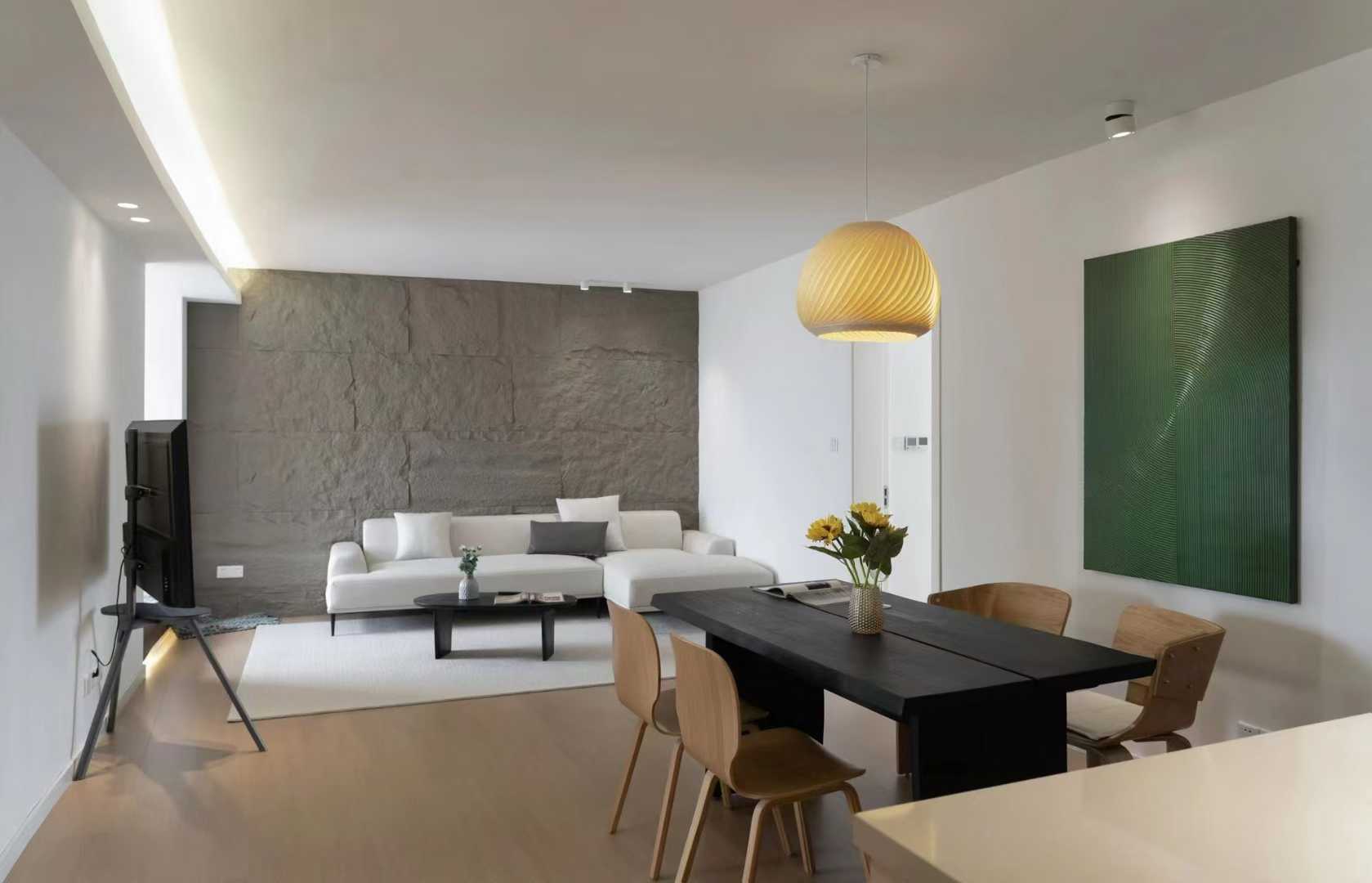 2br 2ba，19k，lujiabang rd（line8/9）