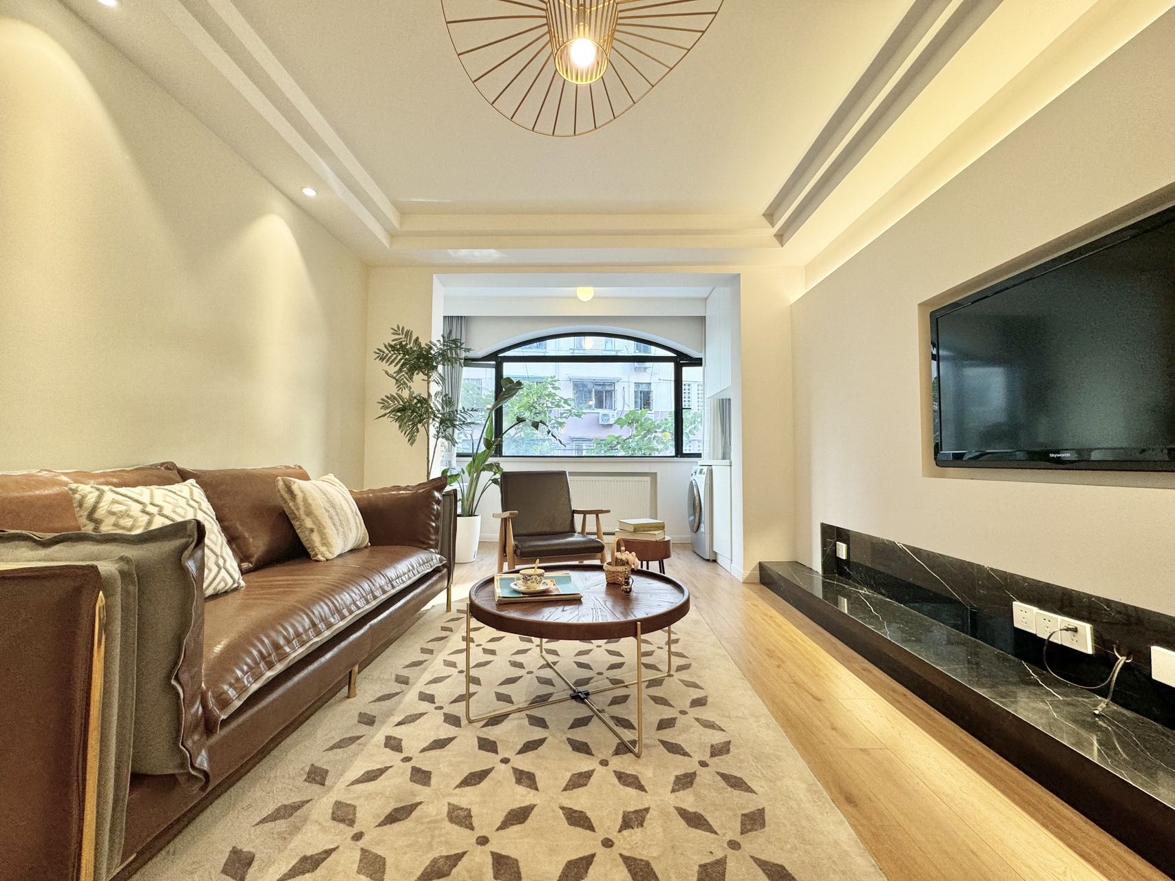 2br 2ba，17k，jing’an temple（line2/7）