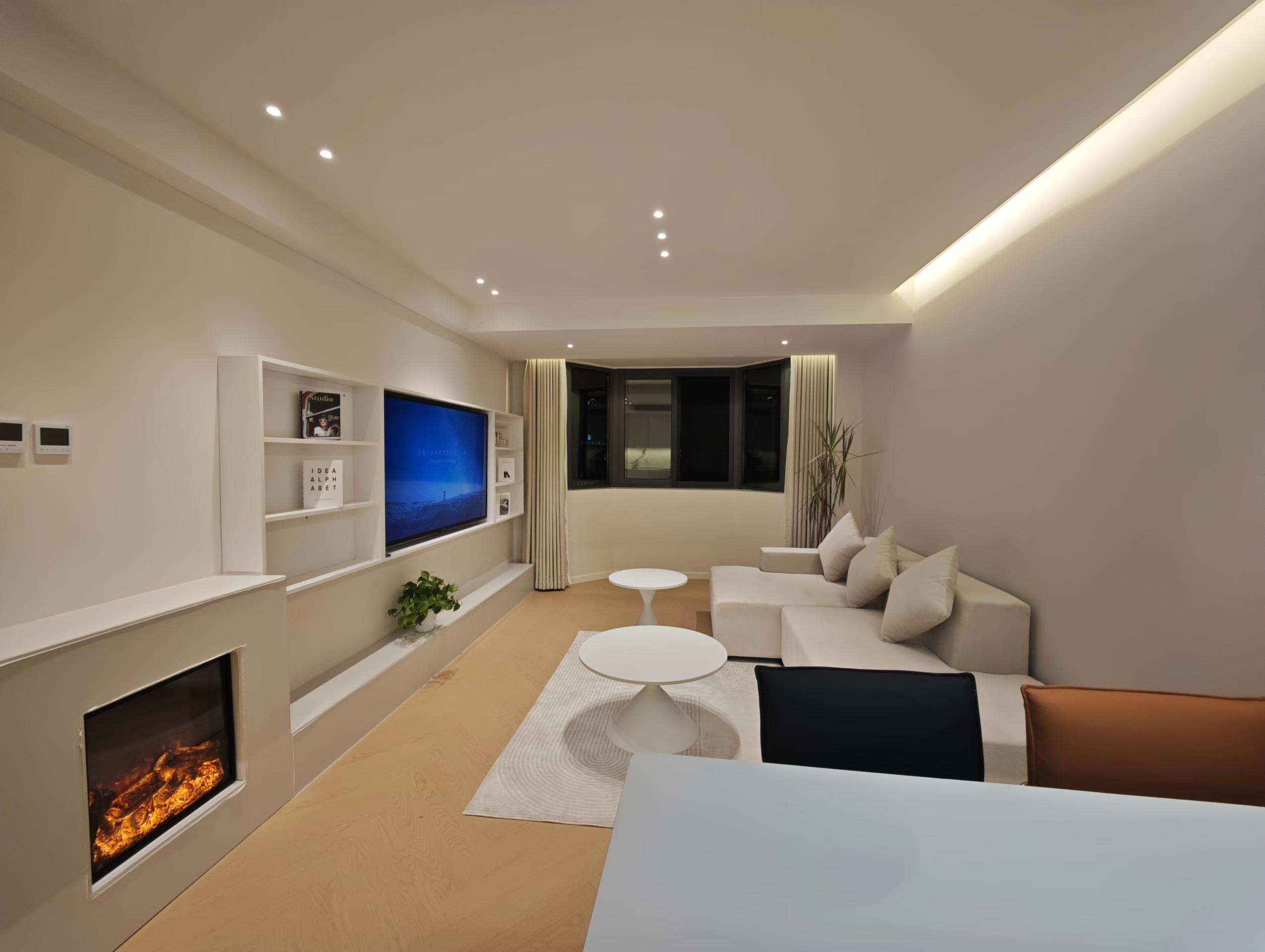 1br，13.5k，west nanjing rd（line2/12/13）