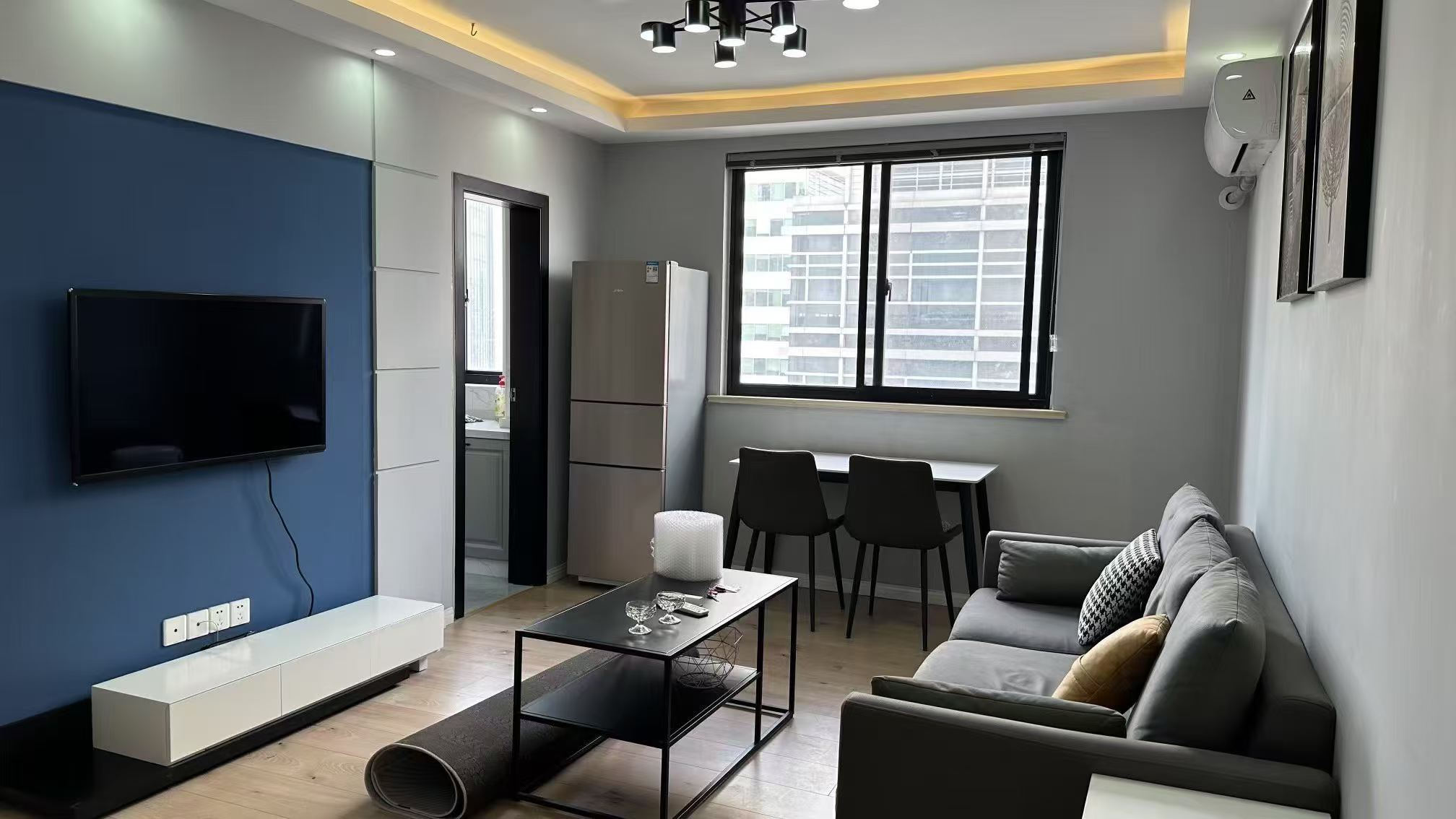 2br，10.8k，jiangsu rd（line2/11）