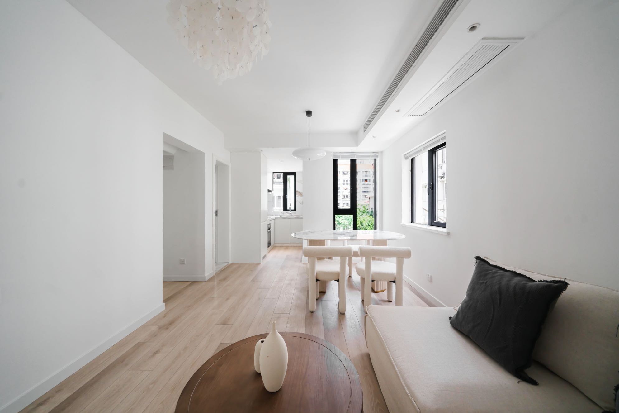 1br，13.5k，west nanjing rd（line2/12/13）