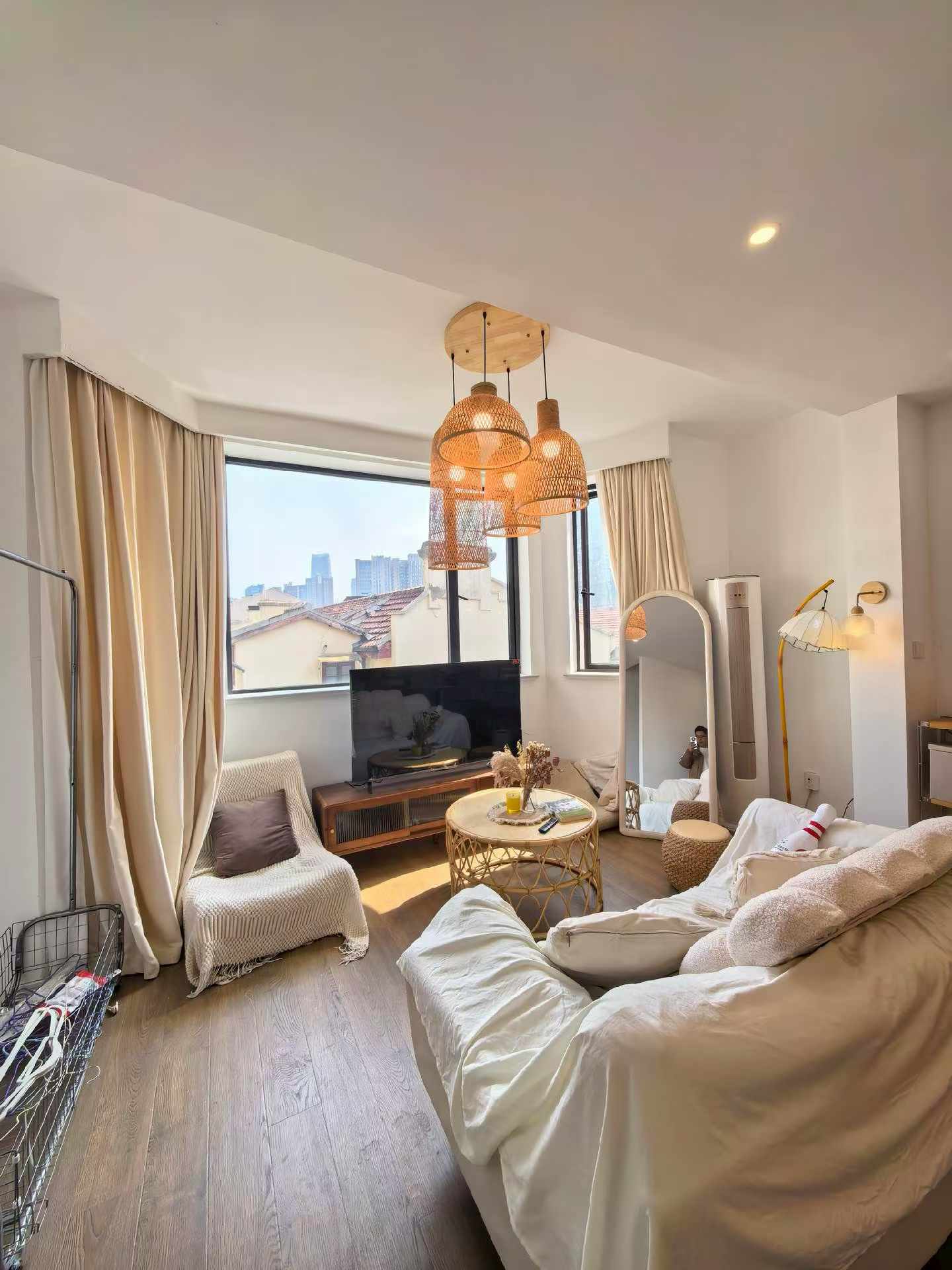 2br，13.5k，middle huaihai rd（line13）