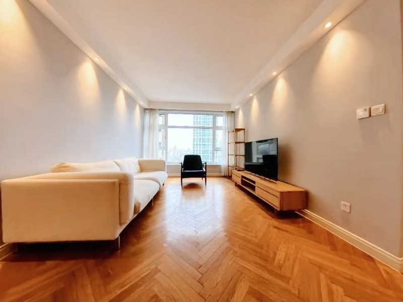 2br，25k，south Shaanxi rd（line1/10/12）