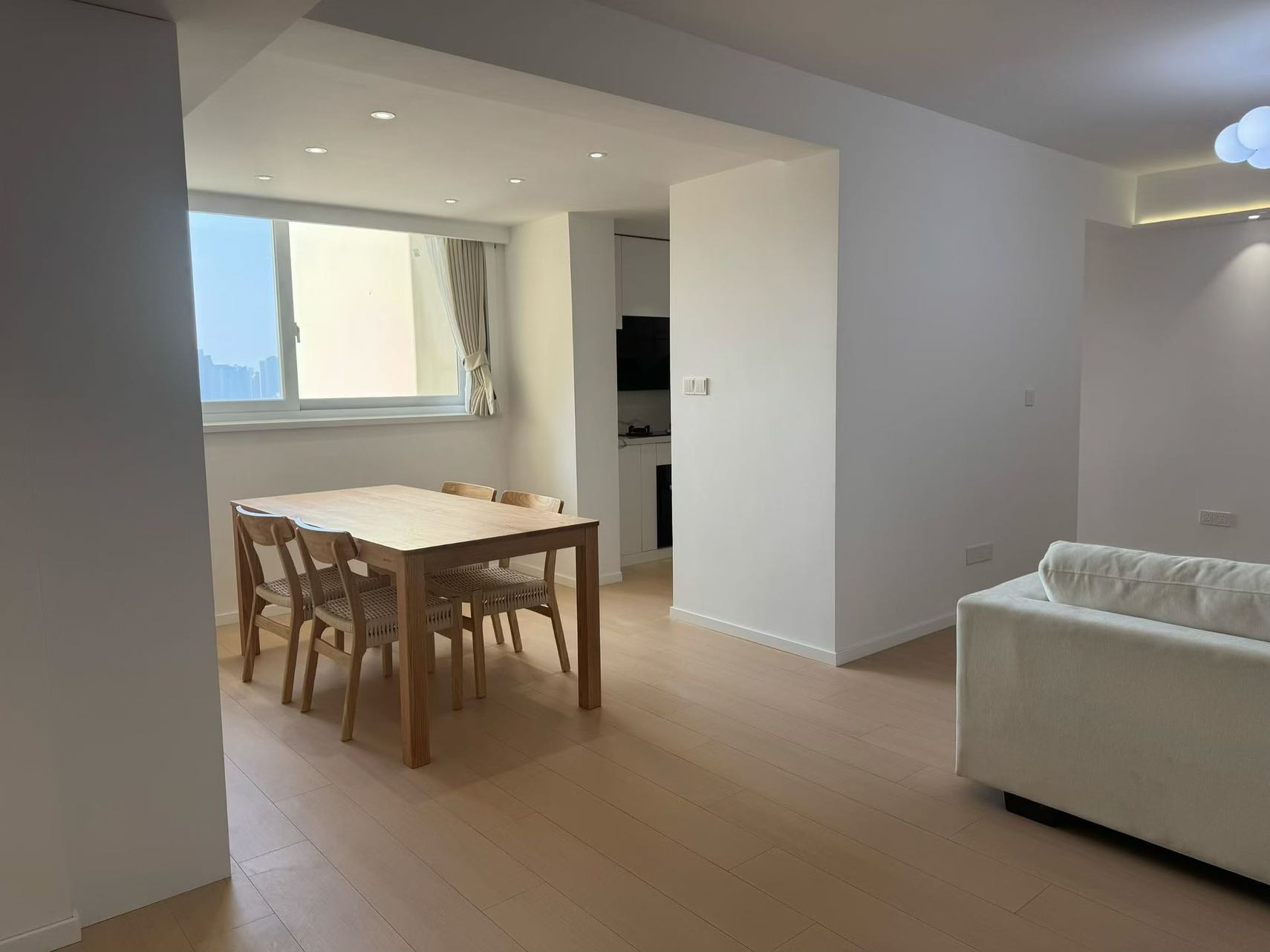 2br，18.8k，jiangsu rd（line2/11）