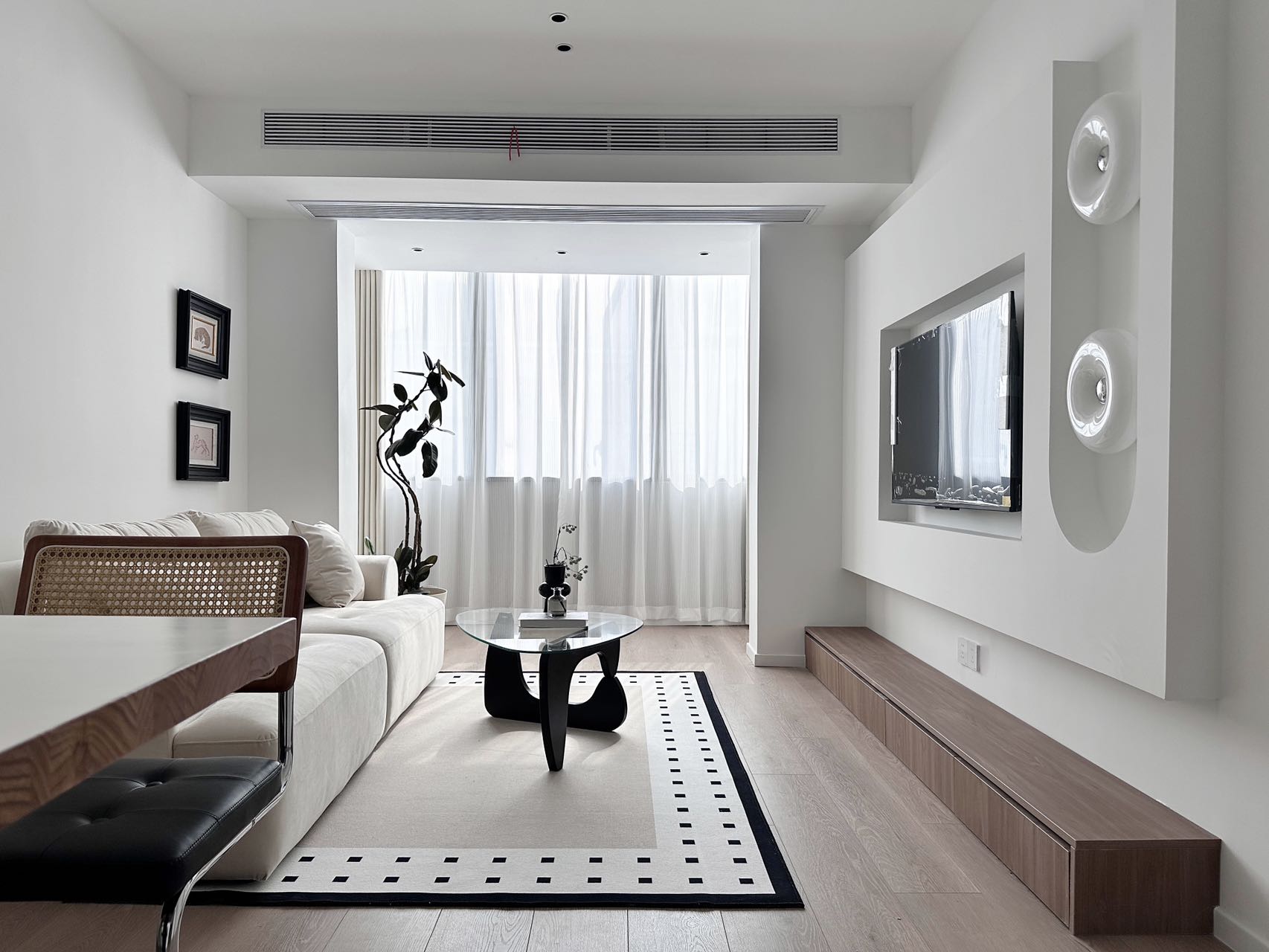 1br，9.8k，hongqiao rd（line3/4/10）