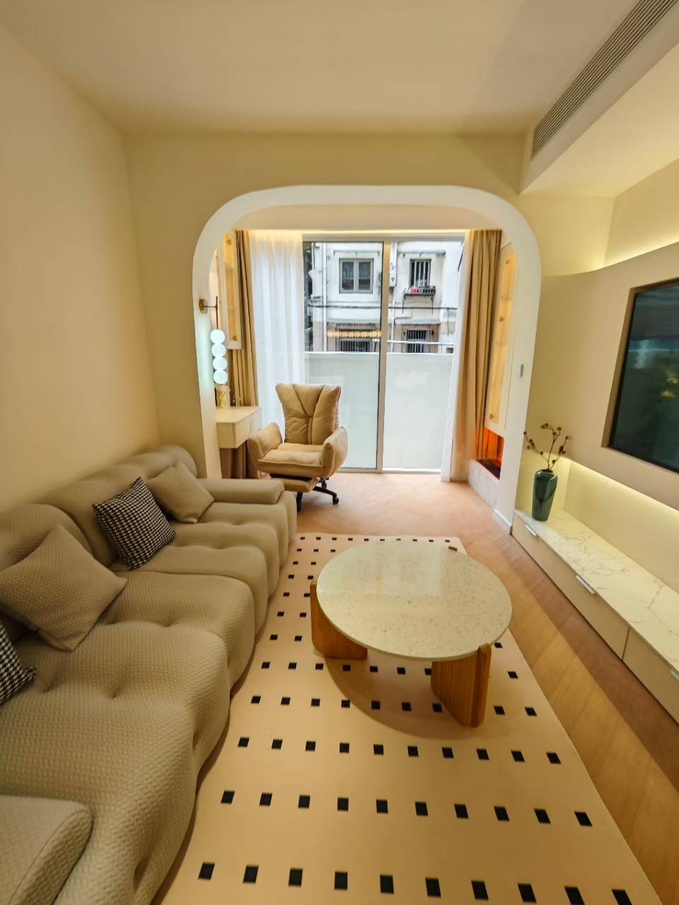 1br，12.5k，wuding rd（line14）