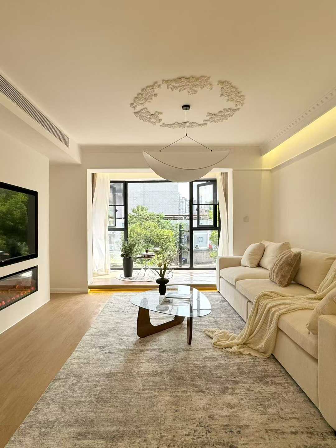 2br，*18.5k，songyuan rd（line10）