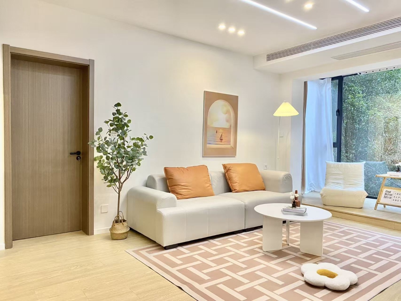 2br，18k，hanzhong rd（line1/12/13）