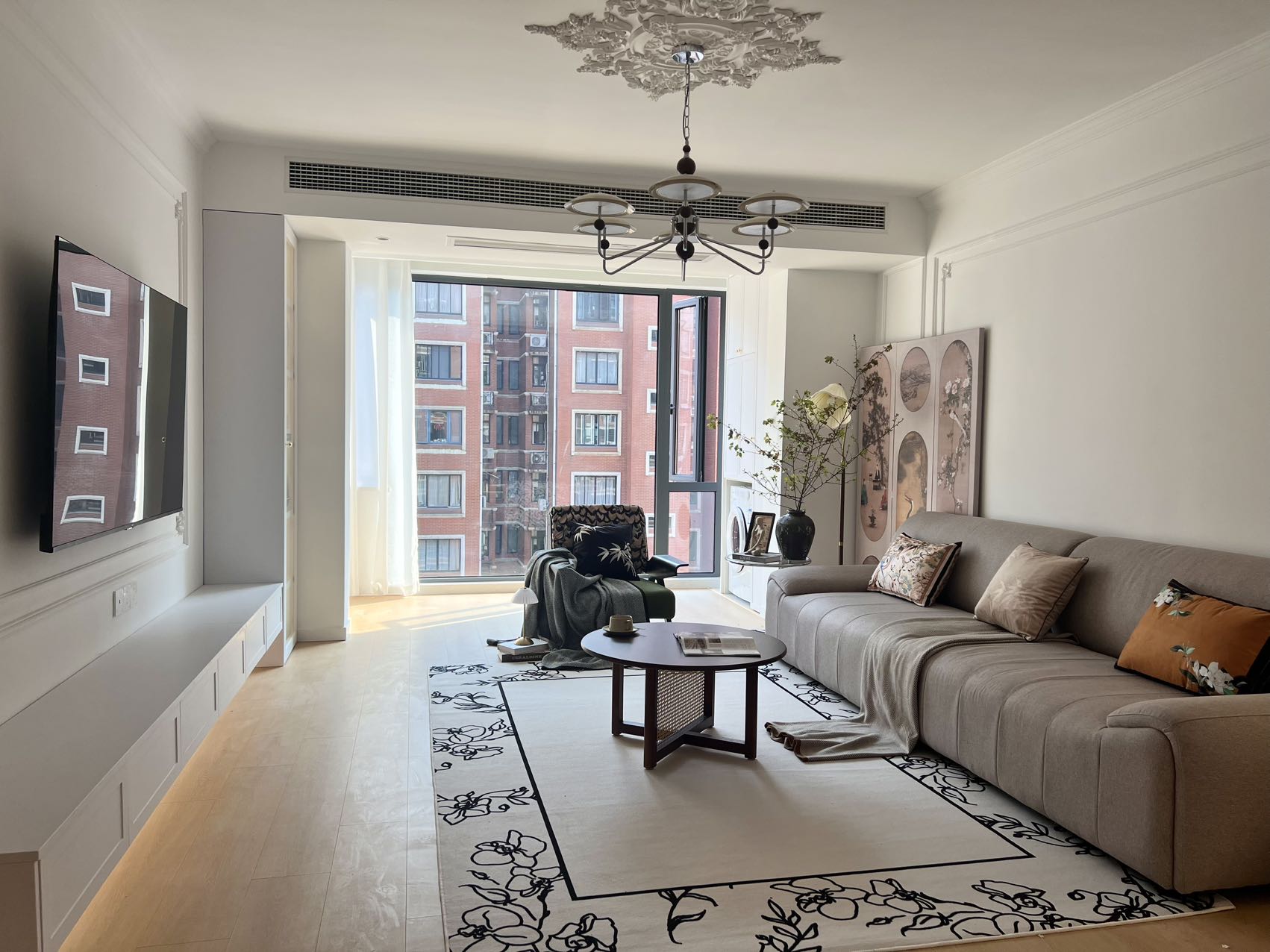 2br，18.8k，loushanguan rd（line2/15）