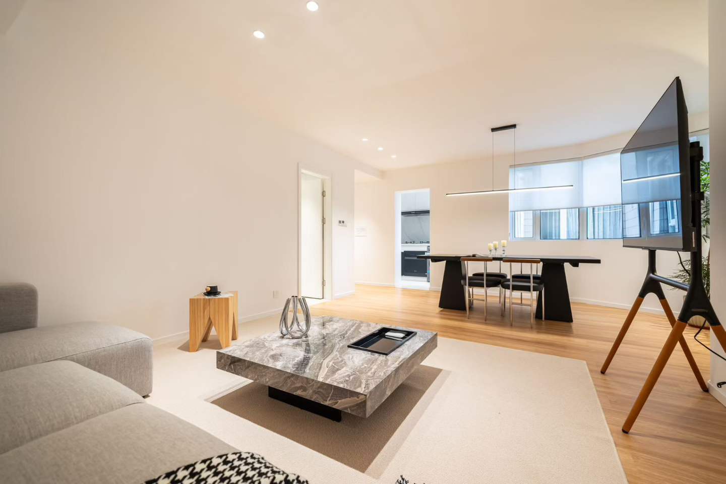 3br 2ba，18.8k，xinzha rd（line1）