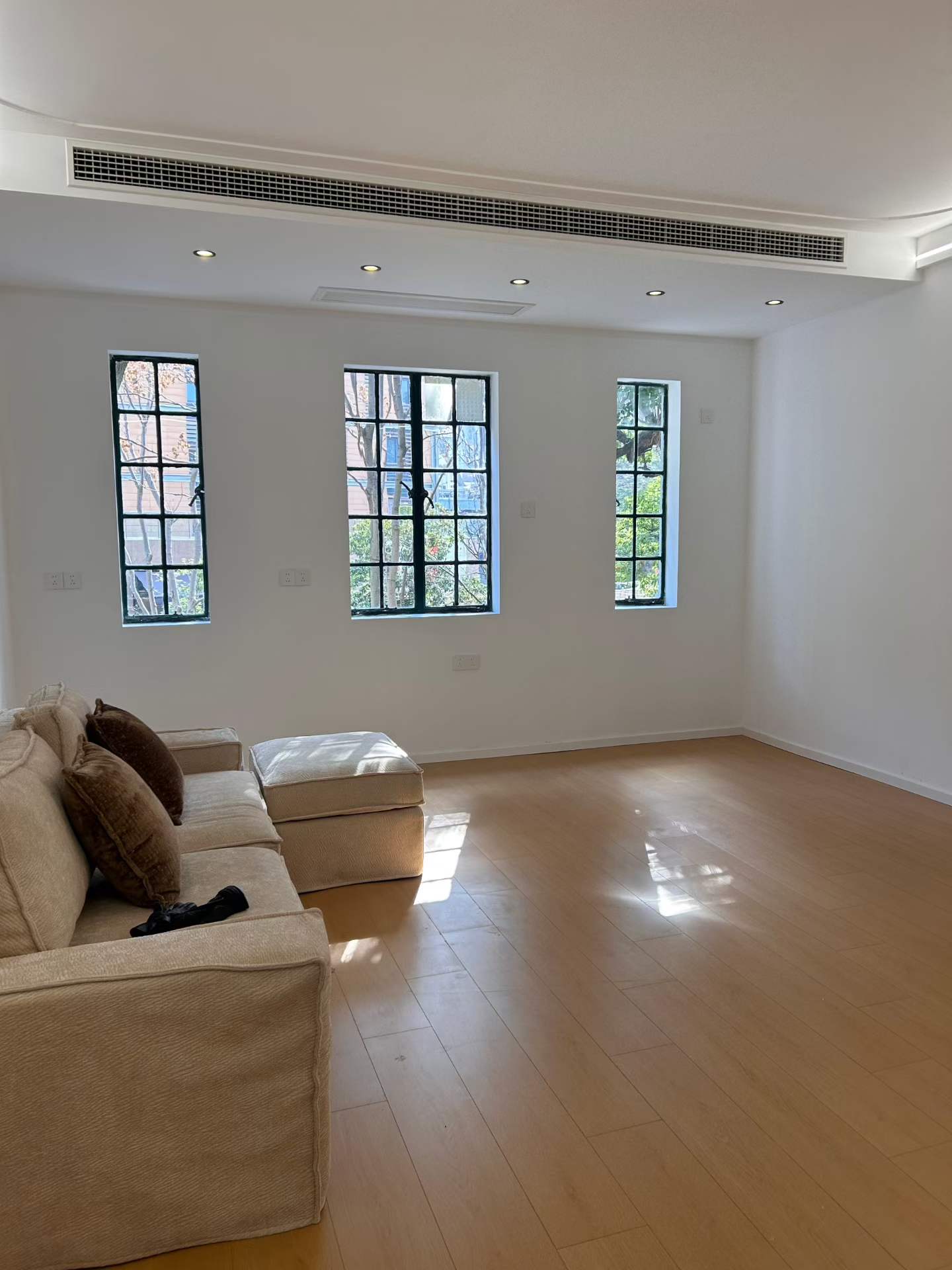 3br，18k，jing’an temple（line2/7）