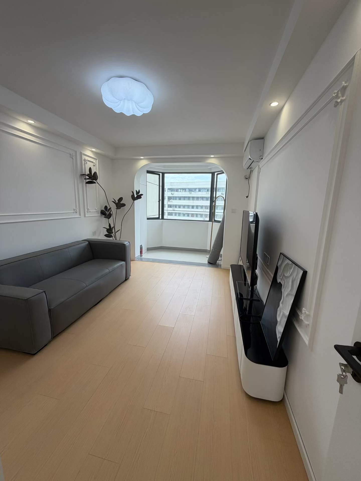 1br，11k，changshou rd（line7/13）