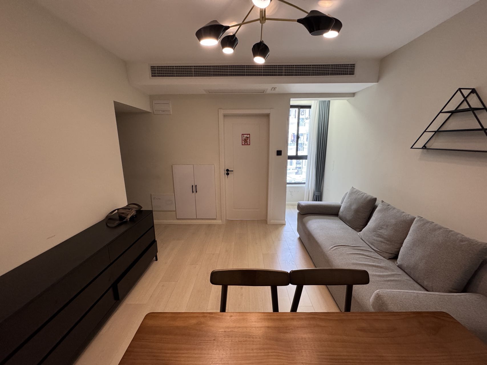 2br，13k，west nanjing rd（line2/12/13）
