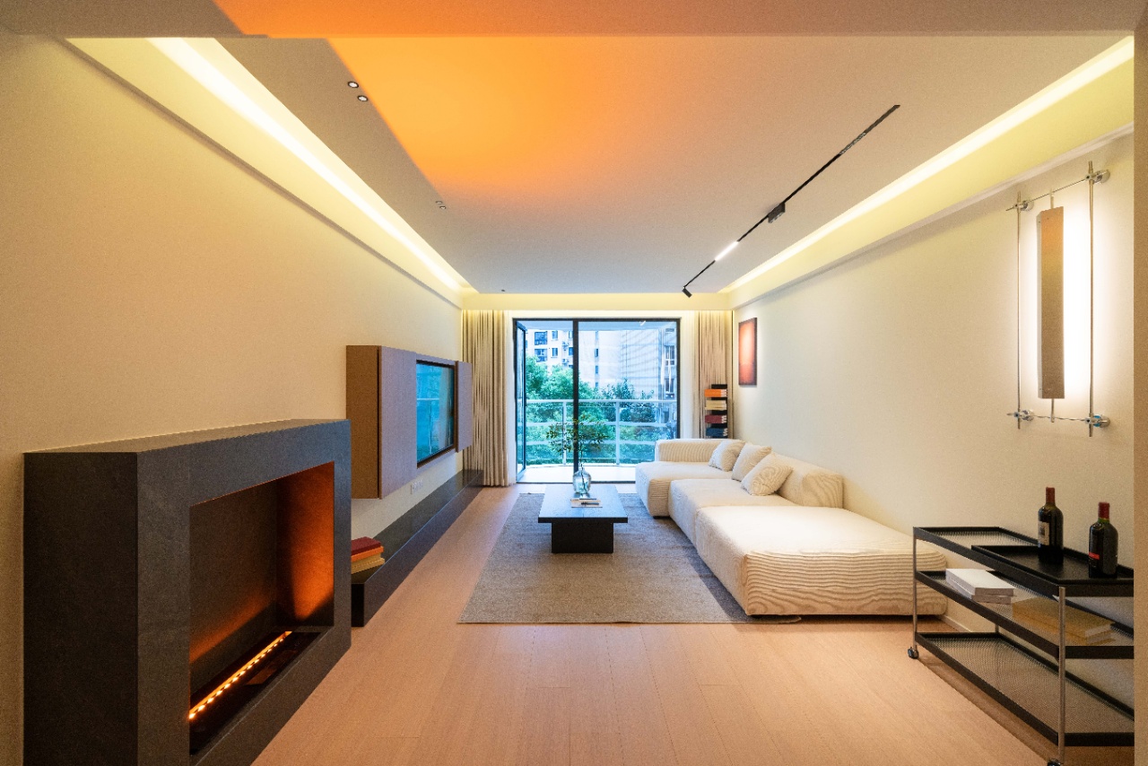 2br 2ba，22k，west nanjing rd（line2/12/13）