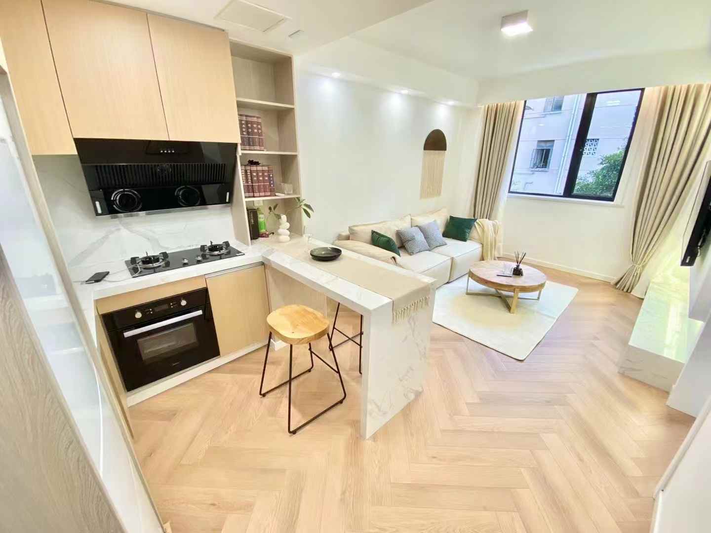 1br，9.8k，zhaojiabang rd(line7/9)