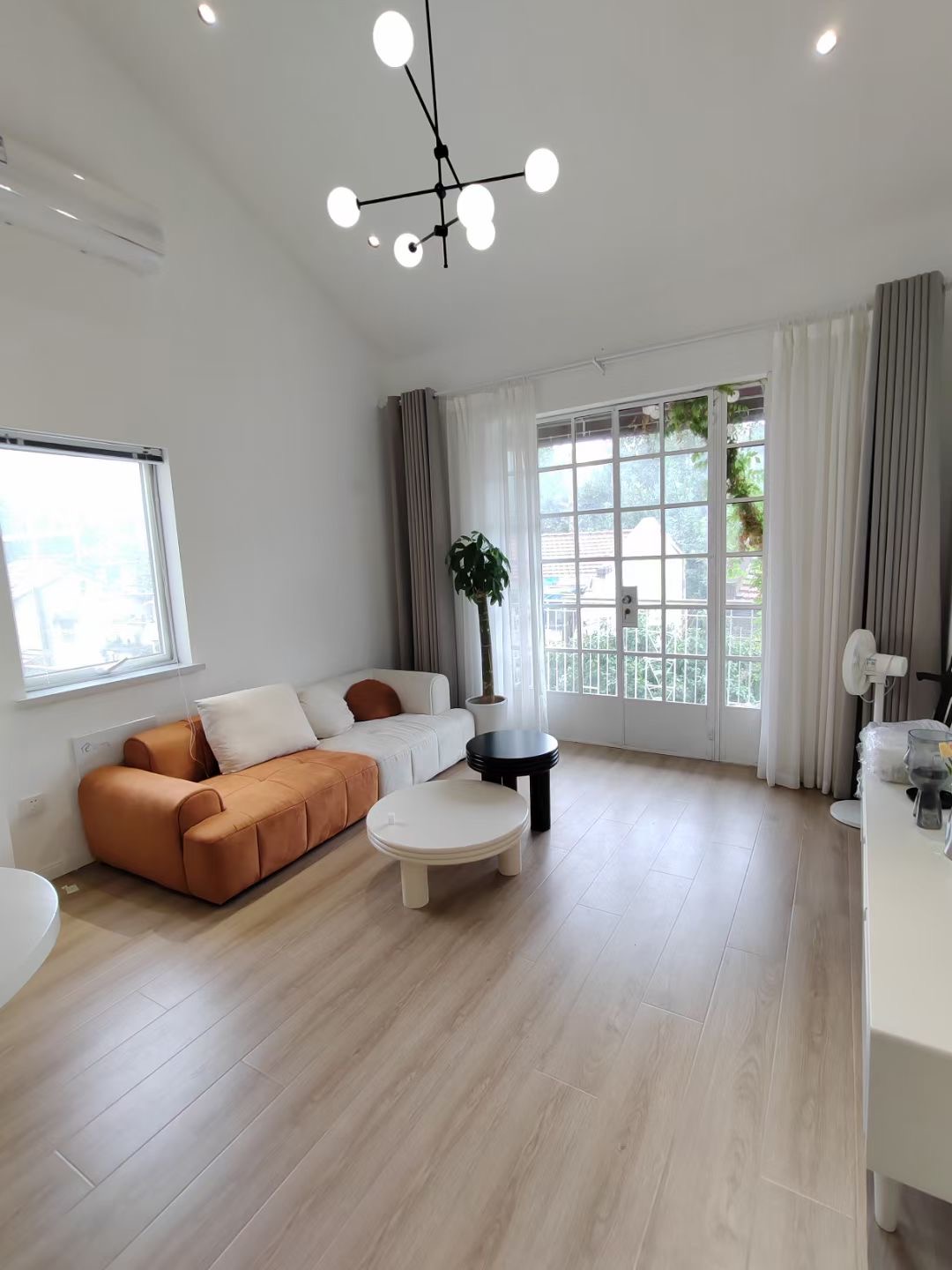 2br，14.8k，south Shaanxi rd（line1/10/12）