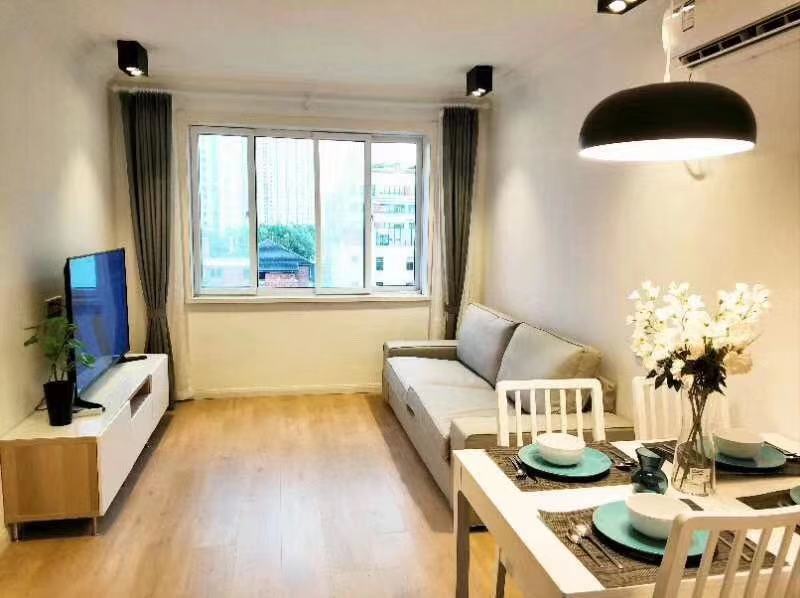 1br，9.8k，changping rd（line7）