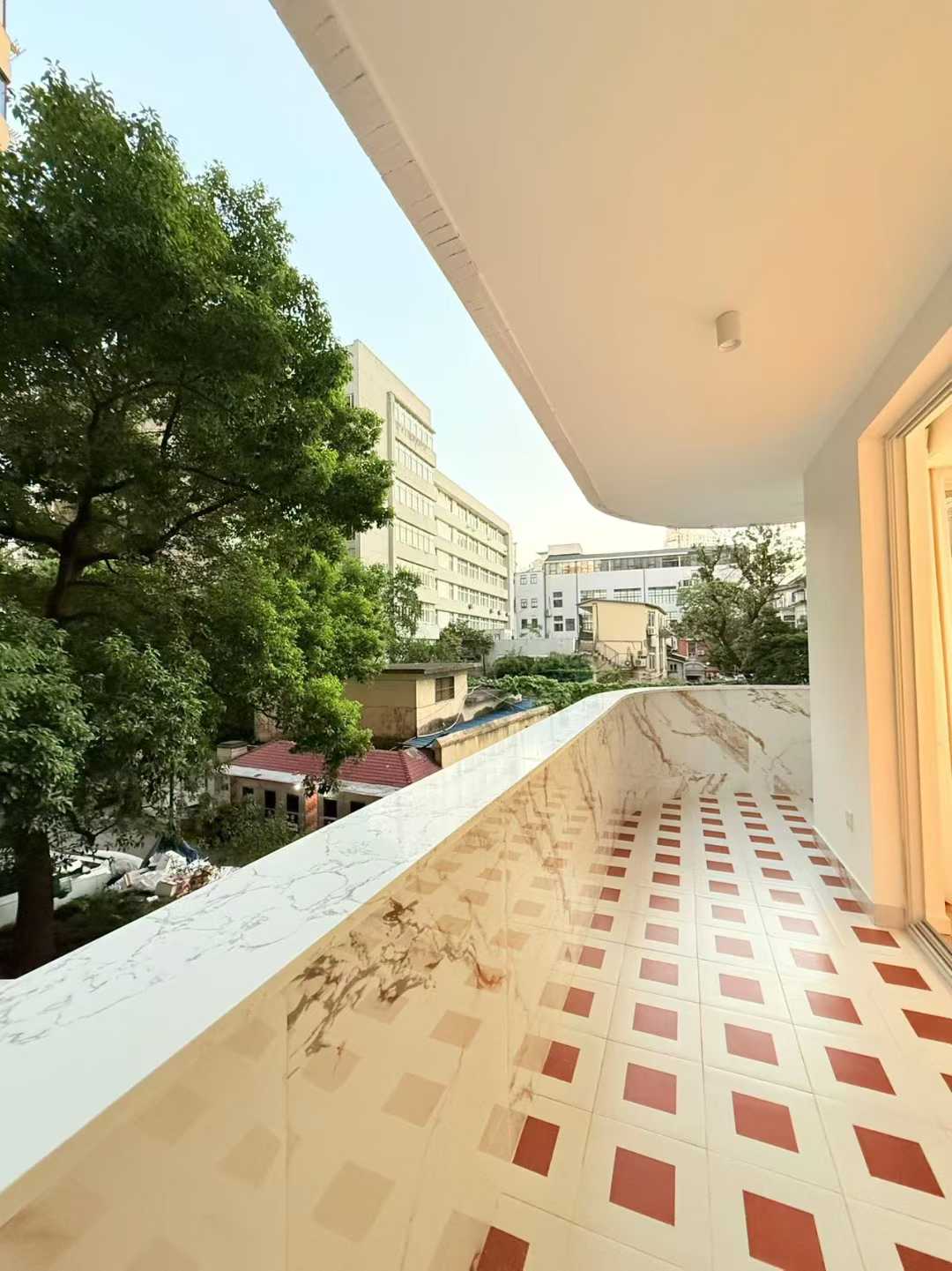 1+1br，17k，west nanjing rd（line2/12/13）